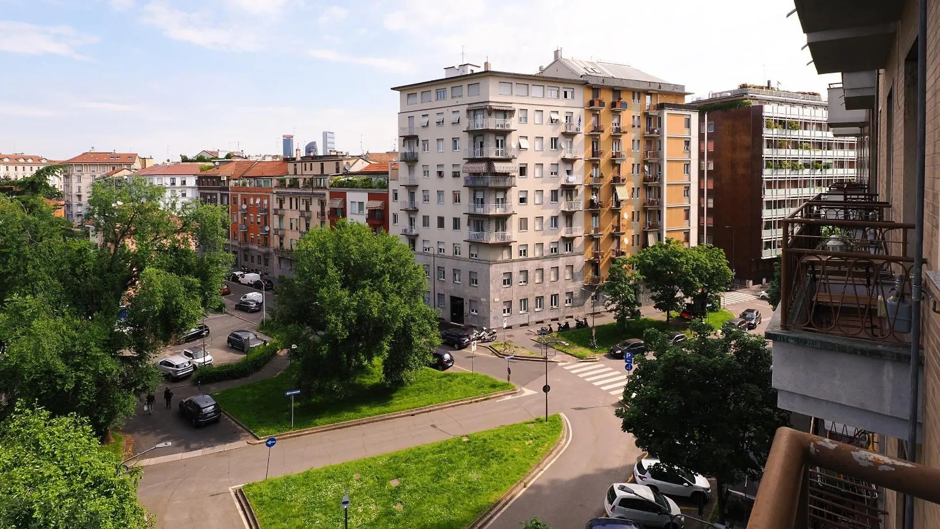 Appartamento Primopiano - Roncaglia Milano