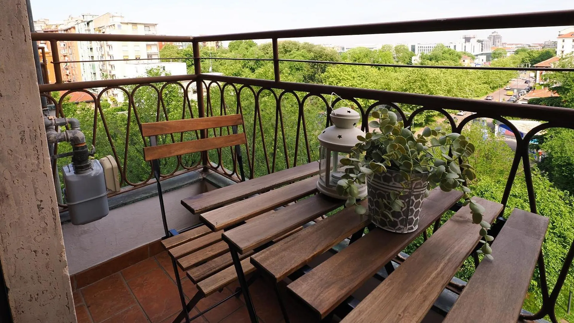 Appartamento Primopiano - Roncaglia Milano Italia