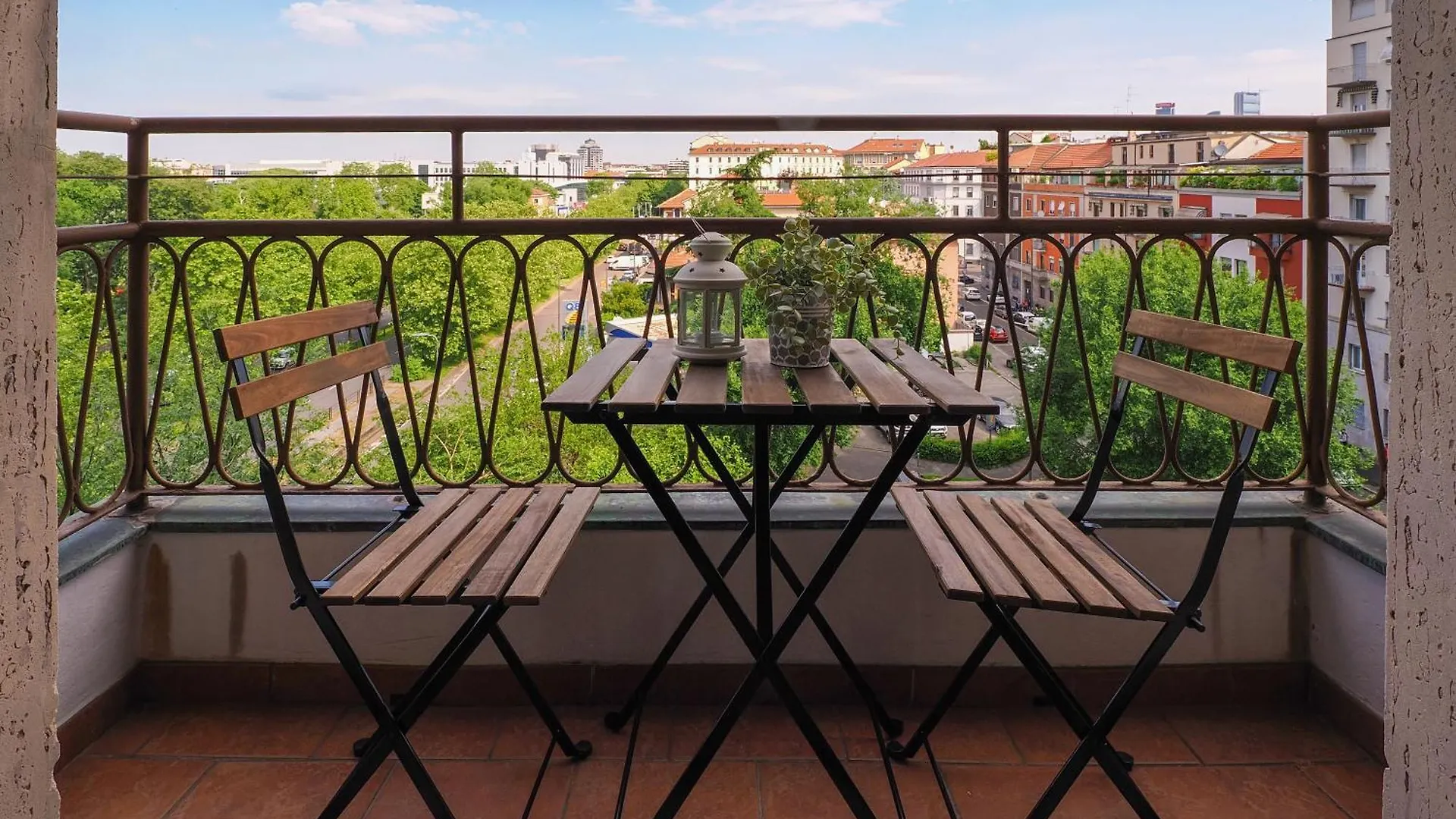 Appartamento Primopiano - Roncaglia Milano